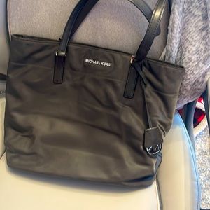 Michael Kors tote